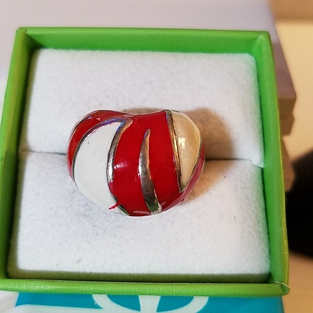 Red White Silver Tone Size 10